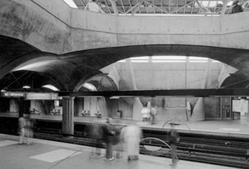U-Bahn-Station  Parilly  - Bild: Jourda & Perraudin, Liège, 1993, 
p. 152
